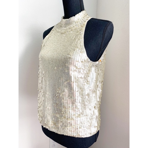 WHBM cream Sequence Tank w/ button up back. Large - Picture 3 of 3